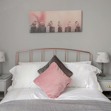 אדינבורו Beautiful Georgian New Town 2 Bed Apartment מראה חיצוני תמונה