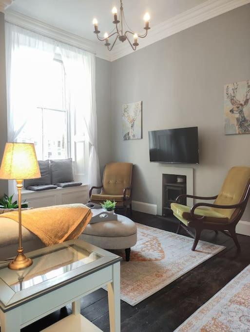 אדינבורו Beautiful Georgian New Town 2 Bed Apartment מראה חיצוני תמונה